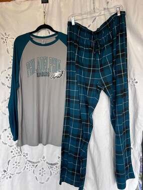 NFL Philadelphia Eagles Men's XXL 2-Piece Long Sleeve Pajama Sleep Set